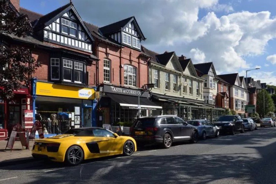 Alderly Edge interior designer